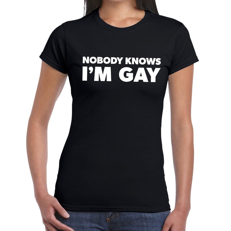 Gay pride nobody knows i am gay t-shirt zwart voor dames