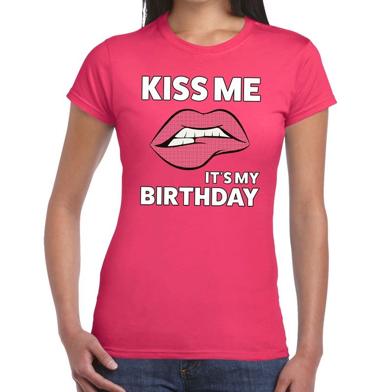 Kiss me Its my Birthday t-shirt roze dames