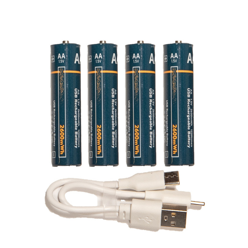Oplaadbare batterijen AA penlite 4x stuks met USB kabel