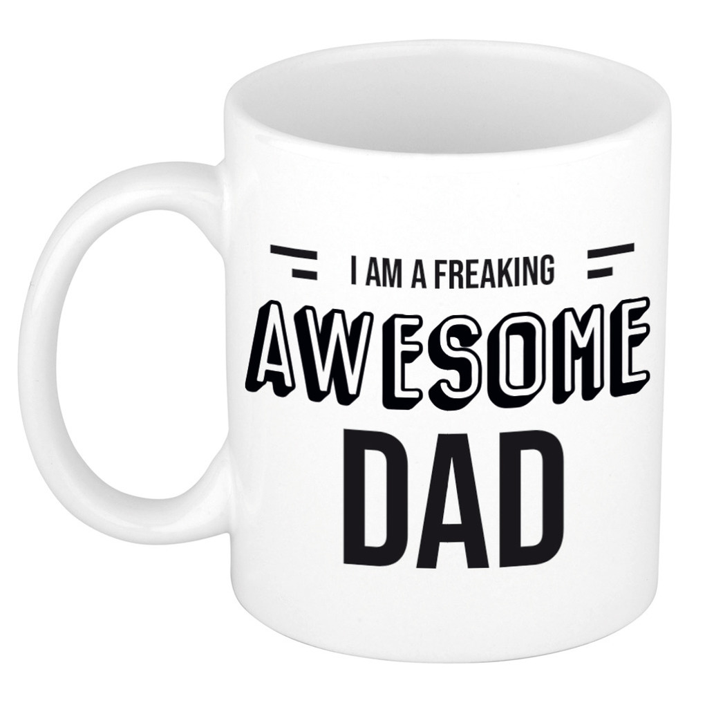 Vader cadeau mok-beker I am a freaking awesome dad