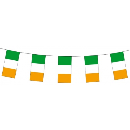 Papieren vlaggenlijnen Ierland